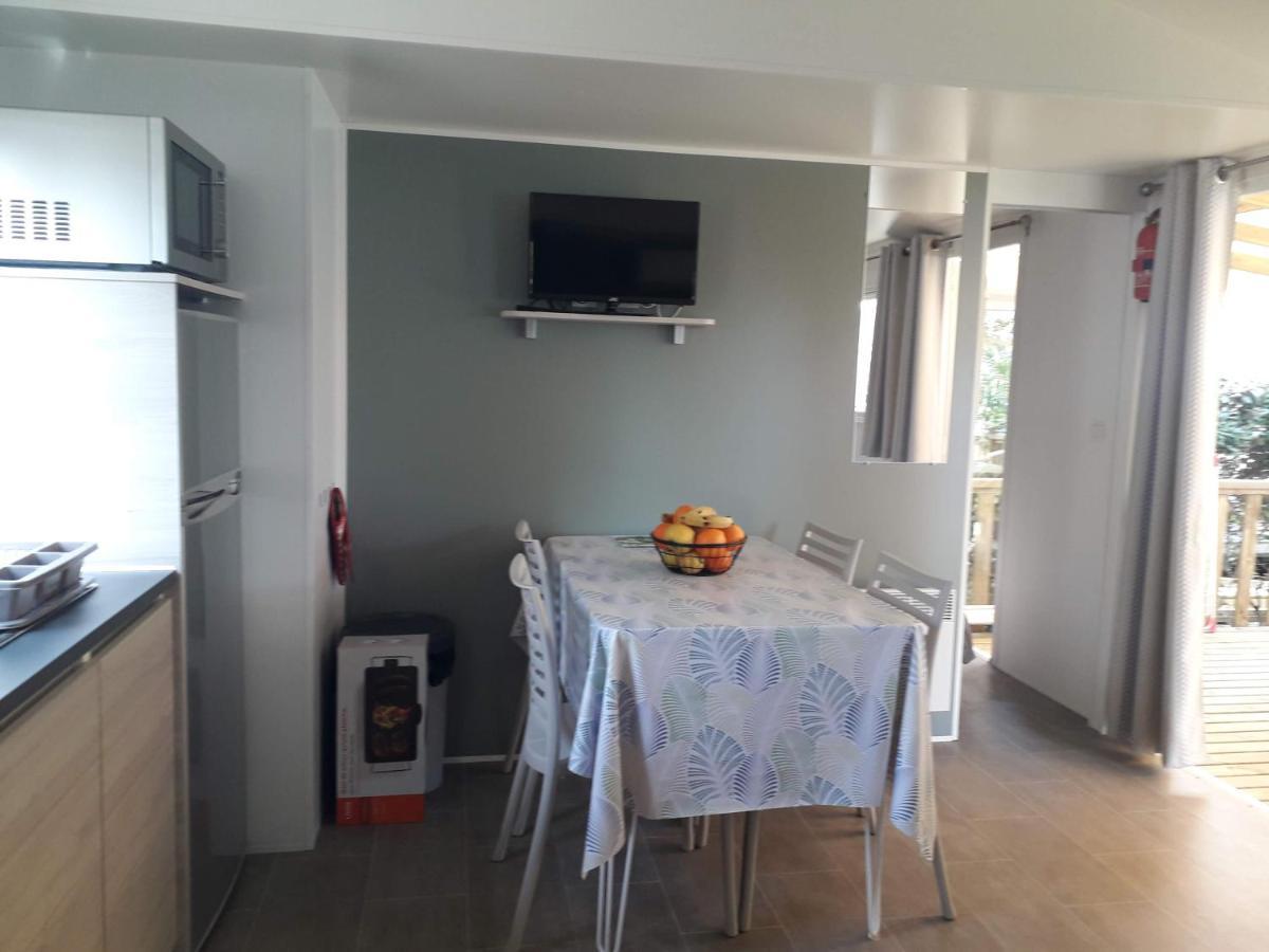 mobil home neuf 2 chambres 6 personnes Saint Aygulf plage Fréjus Extérieur photo